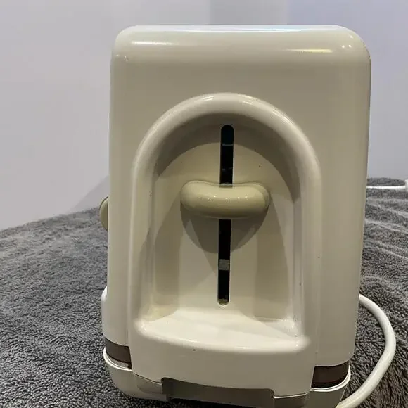 KitchenAid Ultra Power 2SLICE Long Slot Toaster KTT251 Slim White-works GREAT!